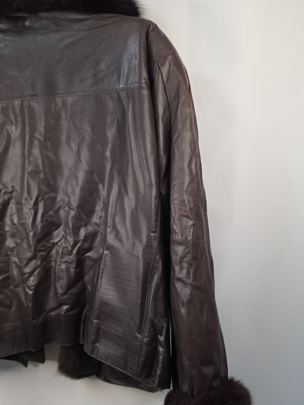 Roxciticus Vintage Brown Leather Fox Fur Trim Coat Large Jacket Hong Kong Orgin - Picture 11 of 14